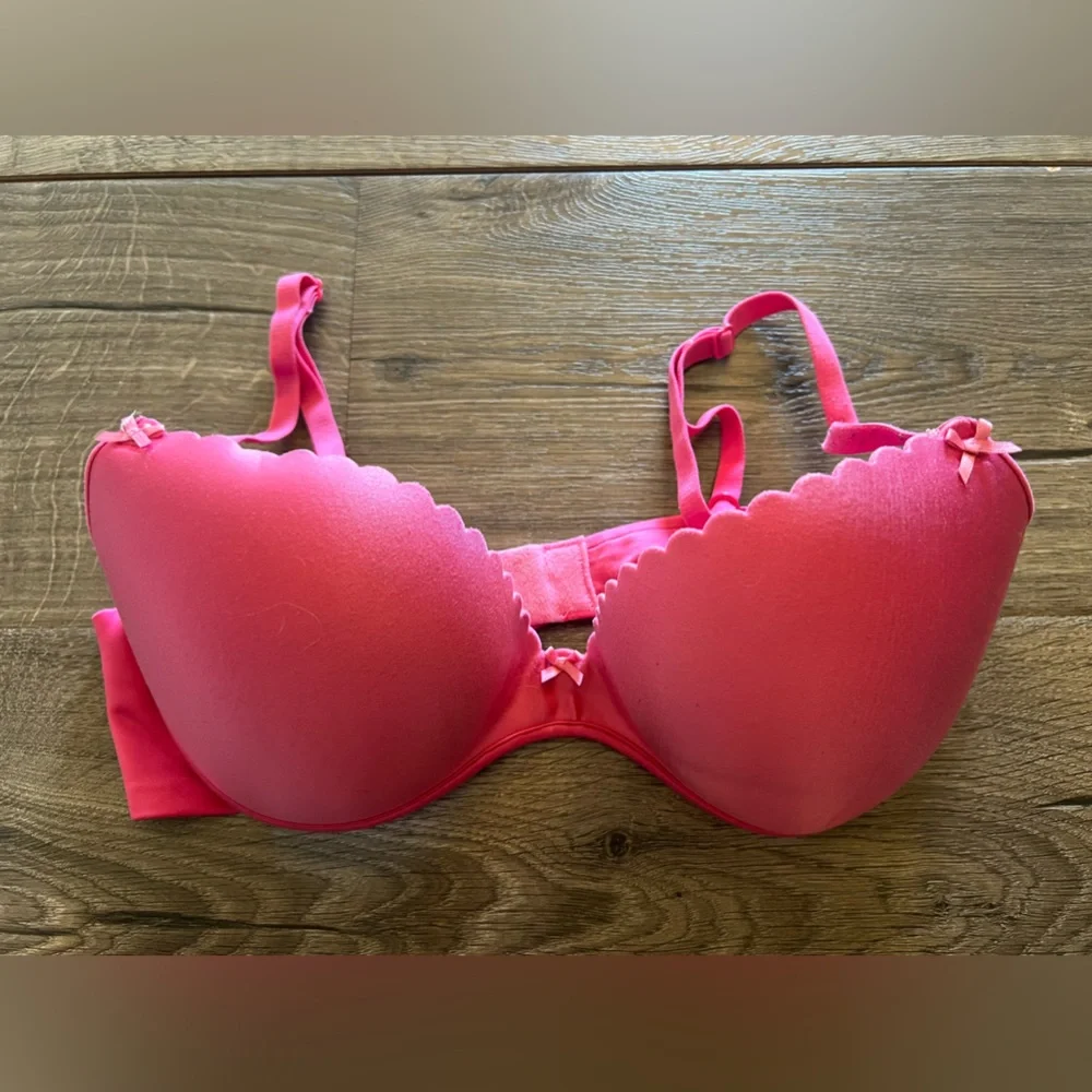 Aerie Push Up Bra 34C Hot Pink Scallop Trim Lace Bow Jacklyn Style